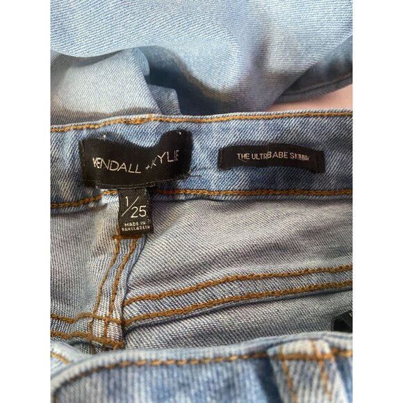 Kendall & Kylie Women's Blue Size 1/25 Skinny Distressed 5 Pocket Jeans - Picture 7 of 10